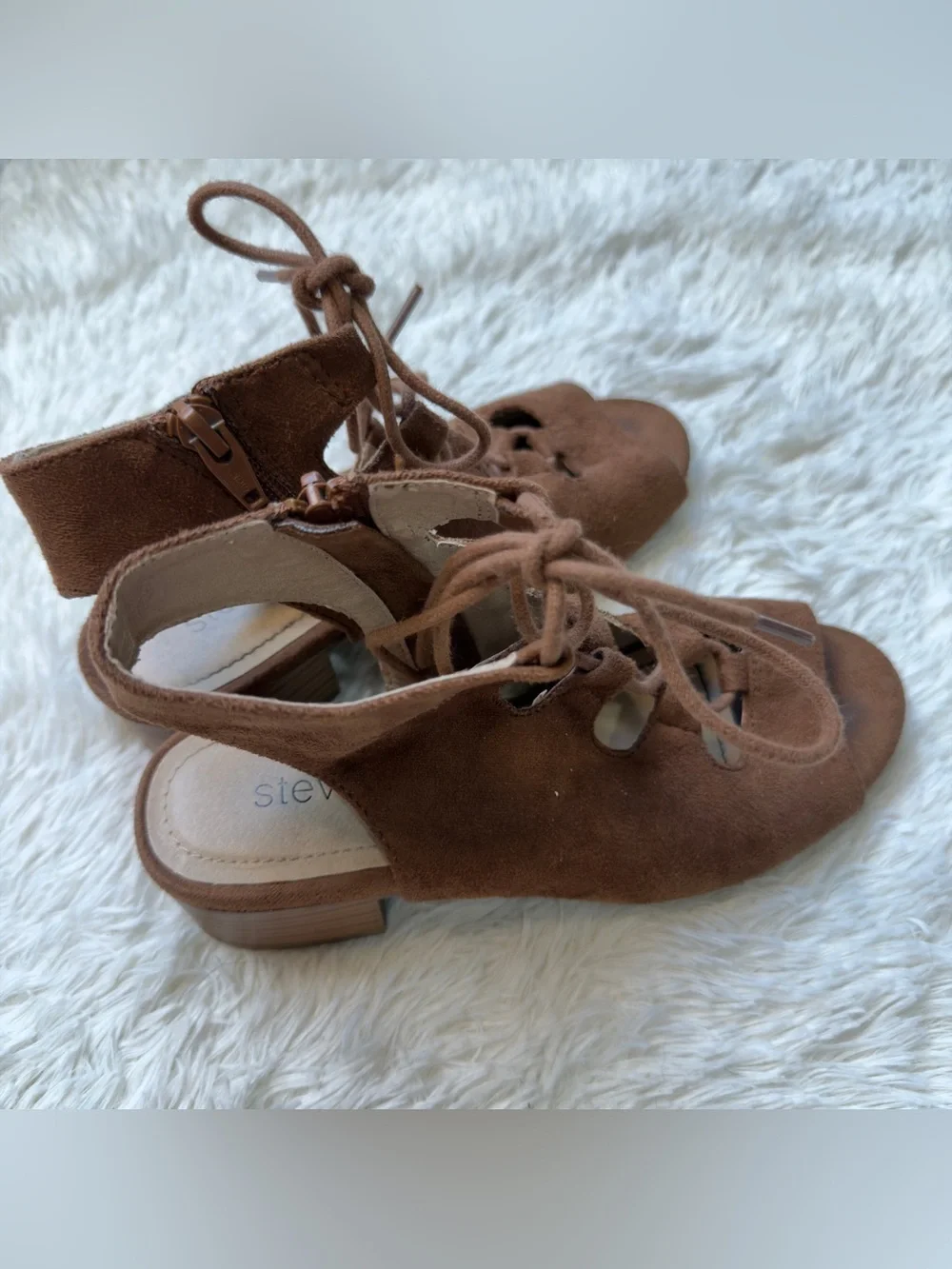 Stevies Brown Faux Suede Lace-Up Block Heel Sandals Girls Size 2